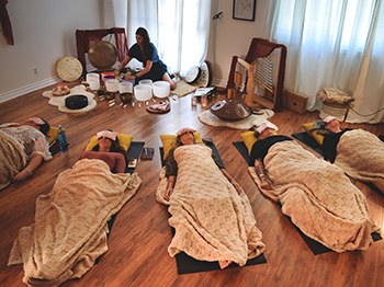 sound-bath-at-luxury-wellness-retreat-for-women-in-business-and-leadership